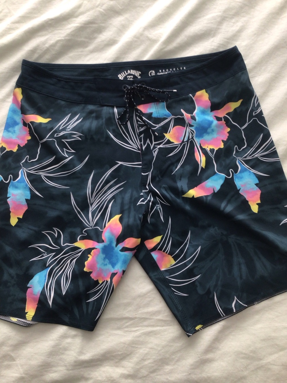 Billabong Recycler Sundays Airlite Navy Floral Board Shorts - 32/34